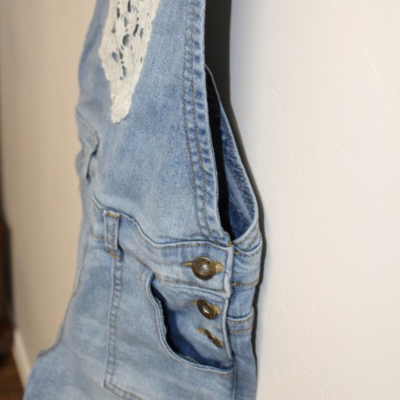 Girls Jessica Simpson Denim Shorts Overalls with Crochet Size 10 - Picture 4 of 10